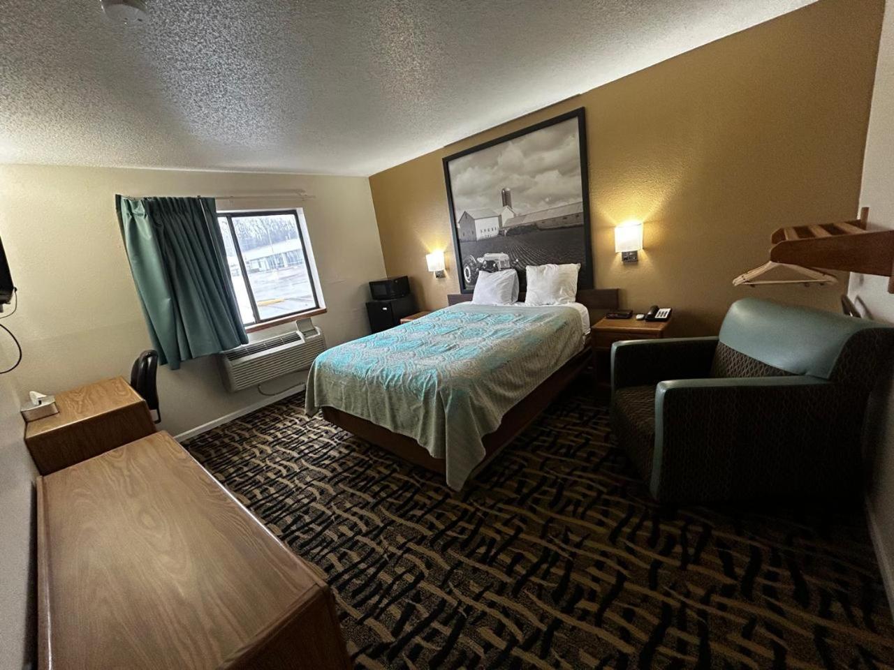 Oyo West Point Inn Dış mekan fotoğraf