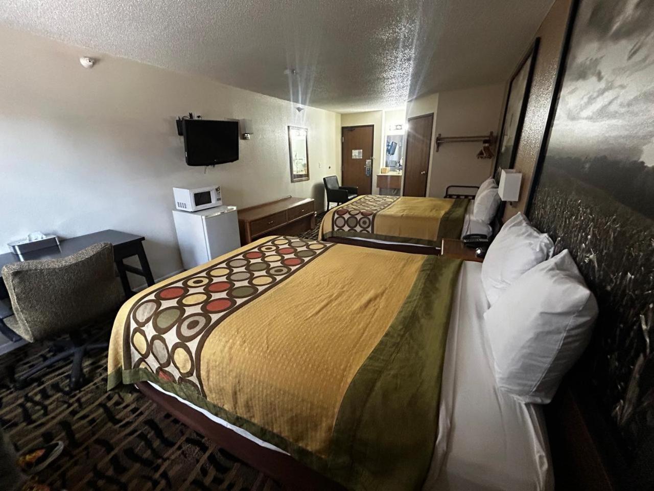 Oyo West Point Inn Dış mekan fotoğraf