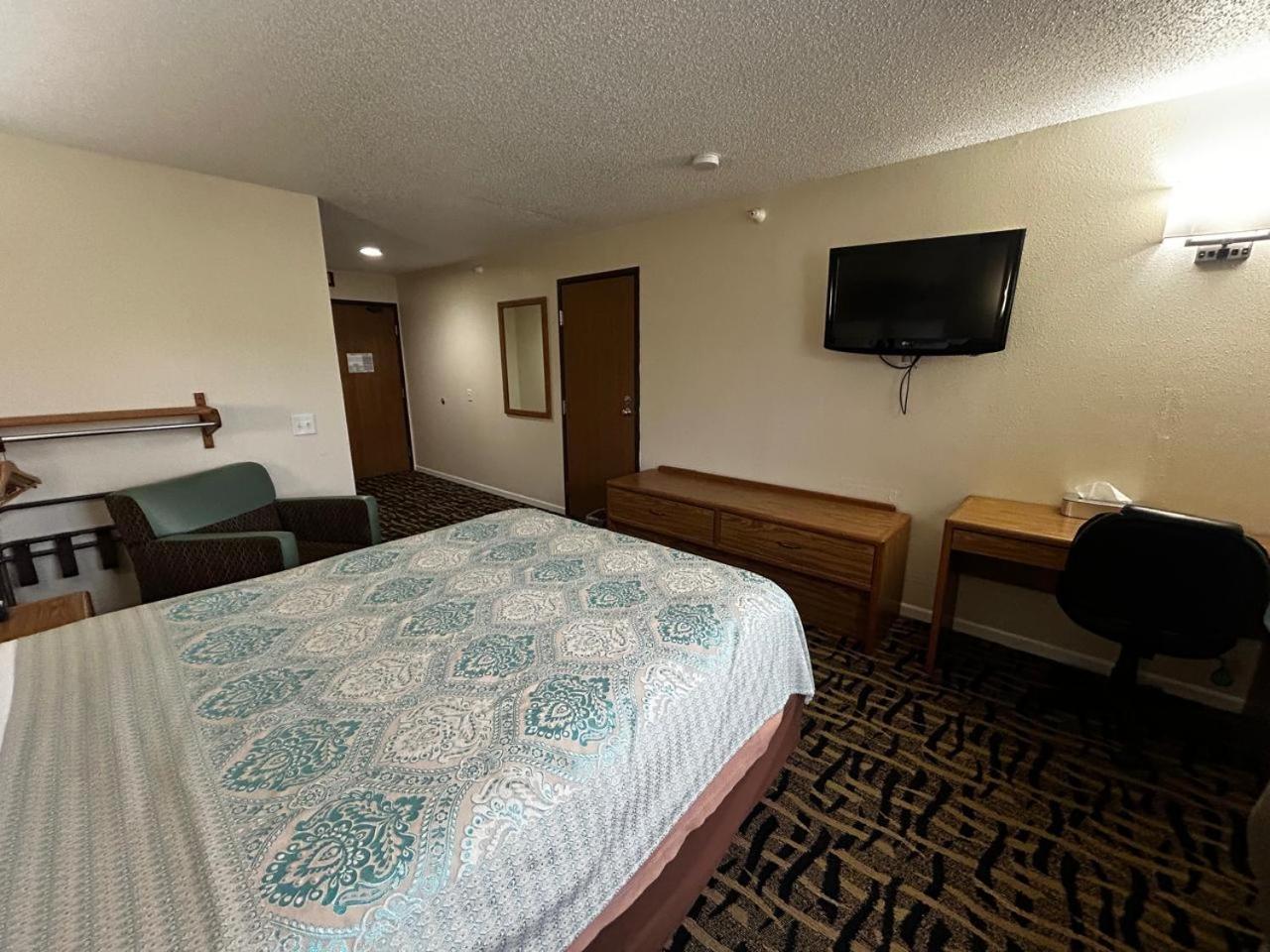 Oyo West Point Inn Dış mekan fotoğraf